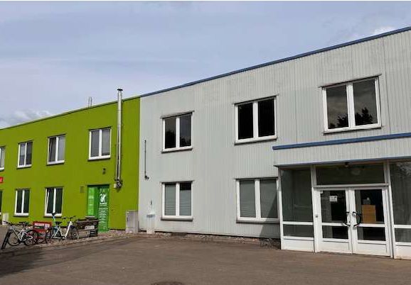 adl28_eingang An der Lache 28
